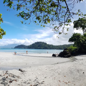Playa Biesanz en Manuel Antonio - Quepos